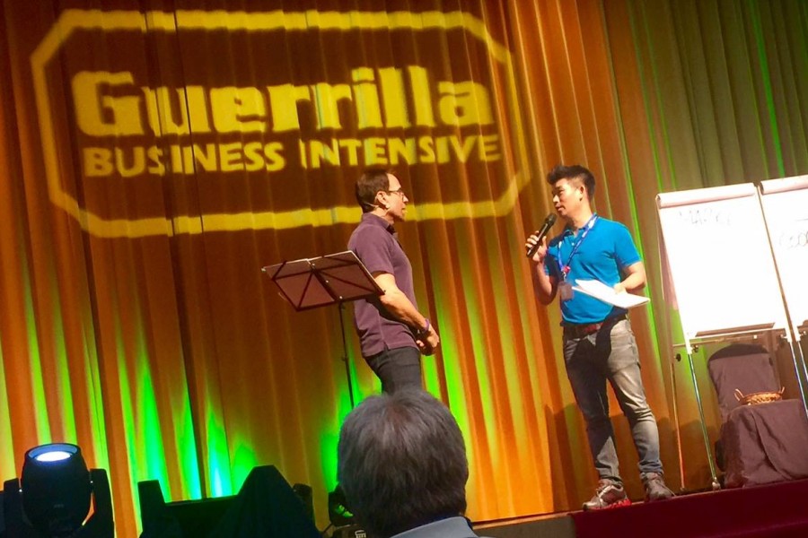 “Alex Mandossian” coaching and giving amazing experience on GBI stage